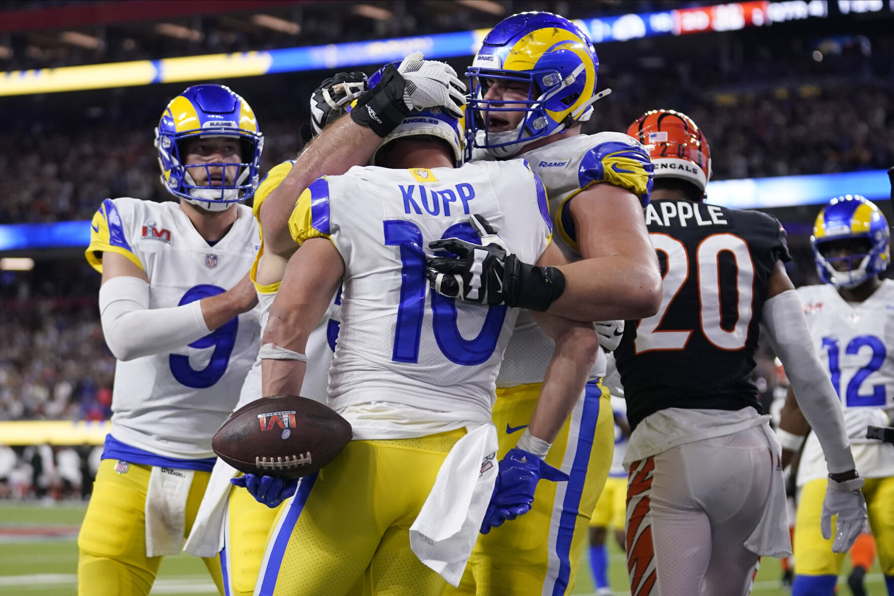 Rams Bengals Super Bowl Football